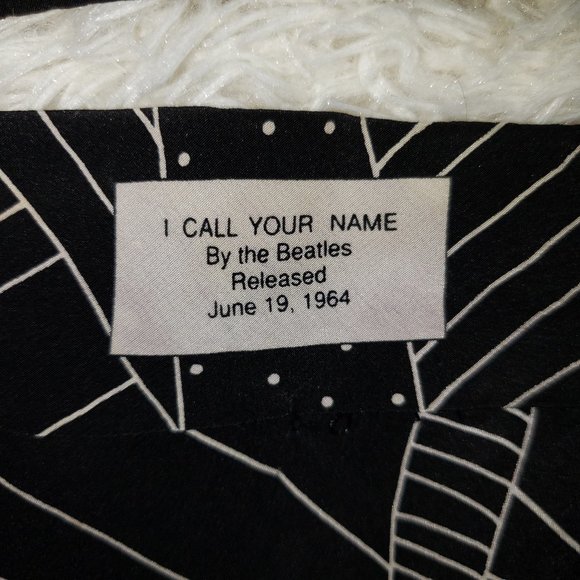 Vintage, The Beatles Silk Tie- "I Call Your Name" - Picture 5 of 7